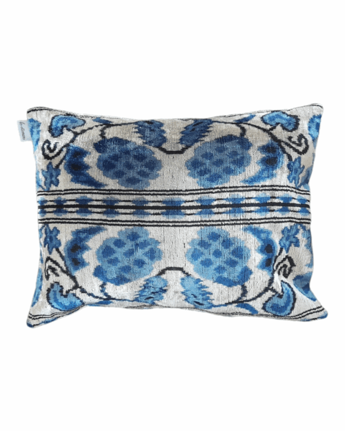 COJÍN TERCIOPELO IKAT AZUL