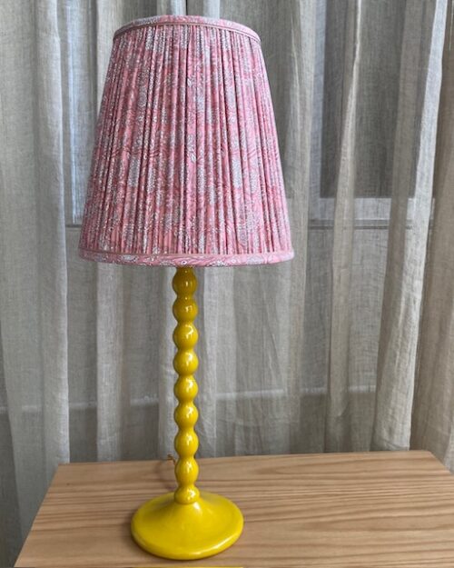 PIE DE LAMPARA TWIST AMARILLO