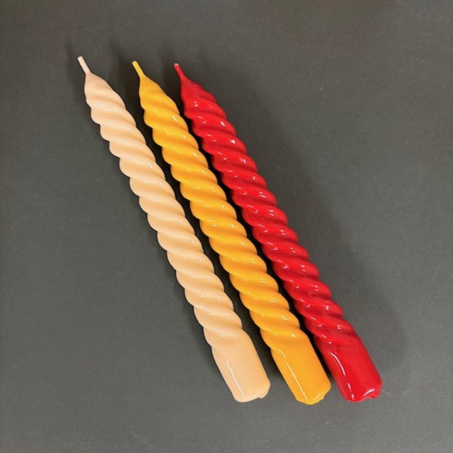 PACK DE 2 VELAS ESPIRAL YELLOW - Imagen 3