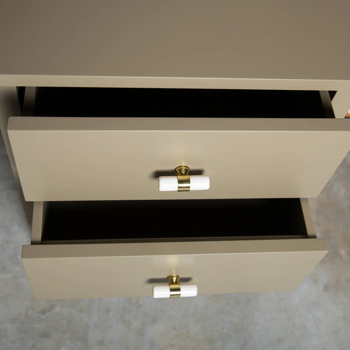 TIRADOR CERAMICA BLANCO - Imagen 2