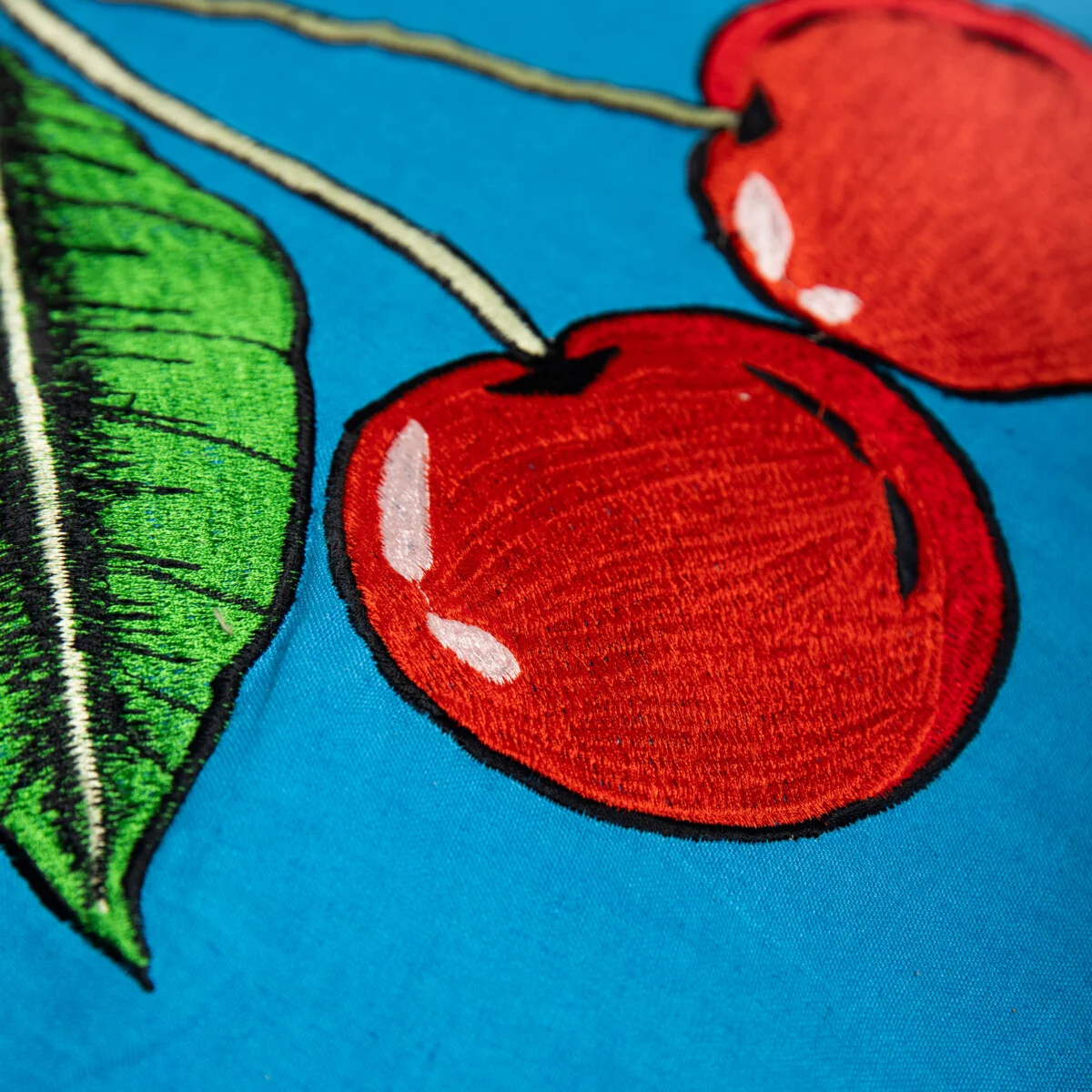 COJIN BORDADO CEREZAS - Imagen 3