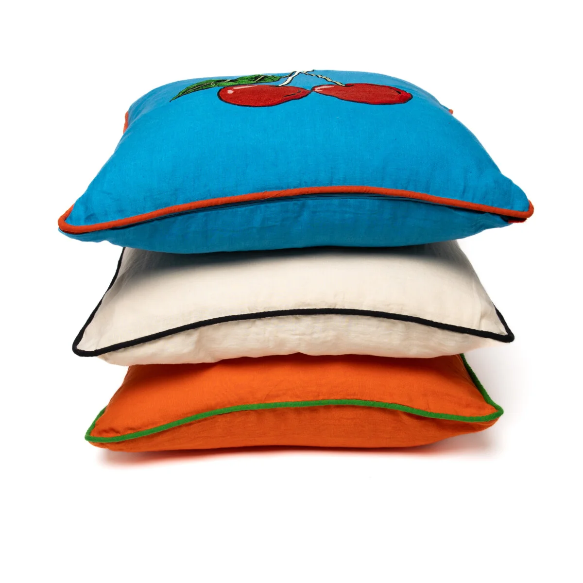 COJIN BORDADO CEREZAS - Imagen 2