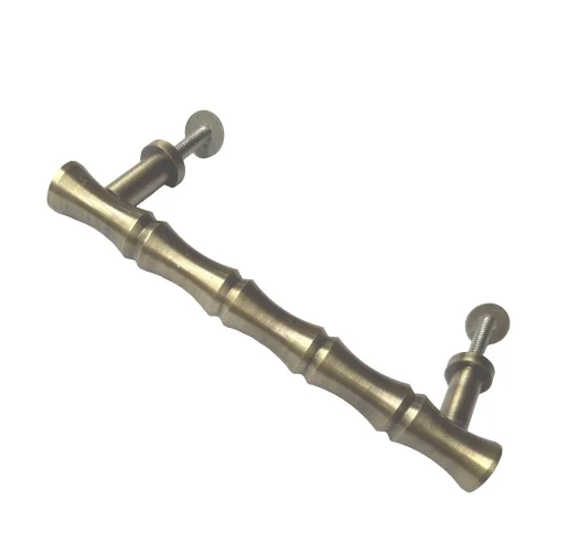 TIRADOR BAMBÚ EN LATÓN