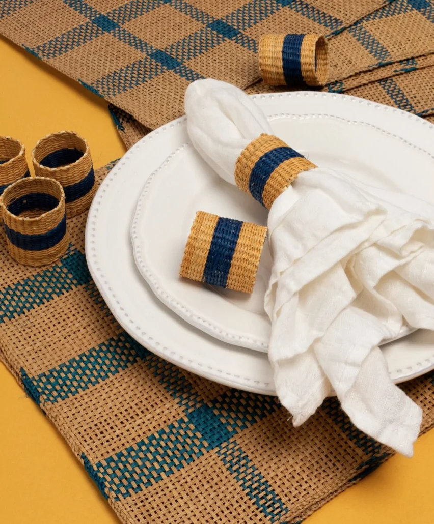 SERVILLETERO IRACA NATURAL/NEGRO