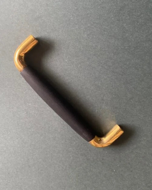 TIRADOR LATÓN DORADO